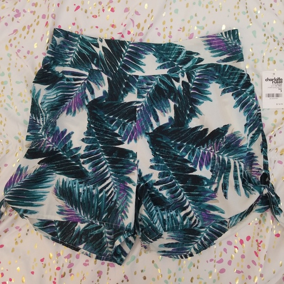 Charlotte Russe Pants - Charlotte Russe Palm Tree Print Shorts